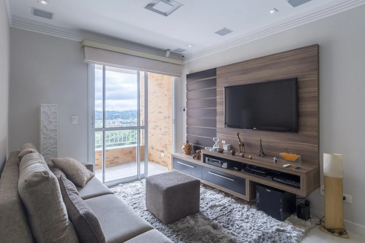 Furnished apartment with 2 en-suites and BBQ balcony
