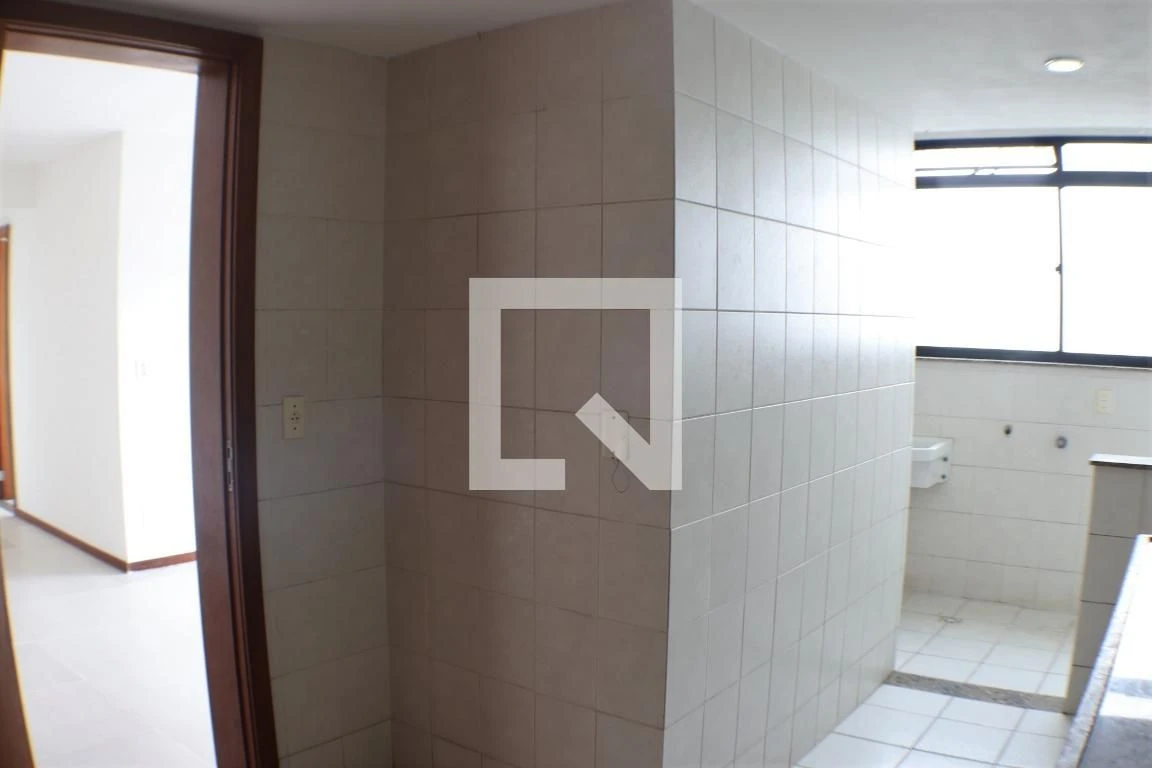 3-bedroom apartment with suite and gourmet balcony — photo 61