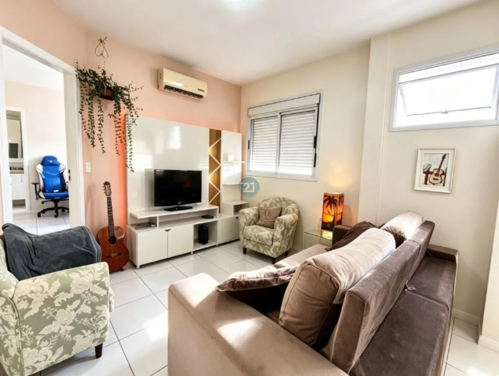 Apartamento dúplex amueblado con 3 suites y 2 plazas — photo 3