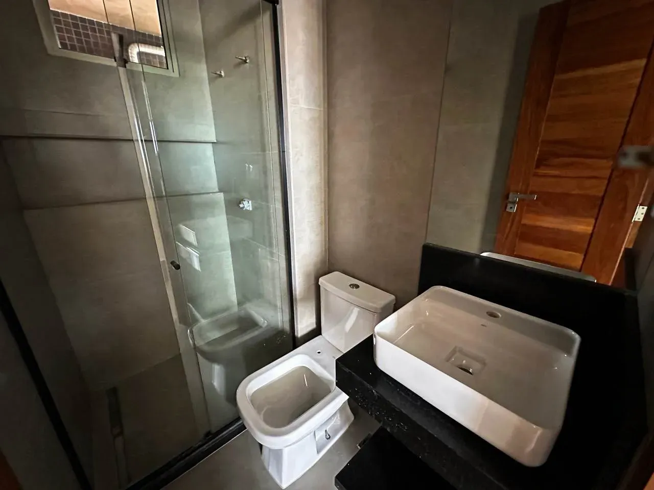 2-bedroom rental apartment with 1 en-suite — photo 11