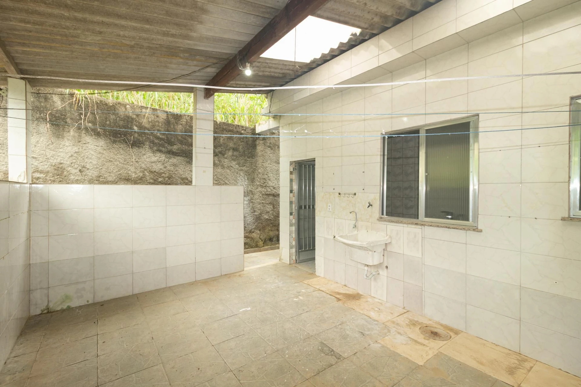 2-bedroom house with a garden in Rio de Janeiro — photo 28