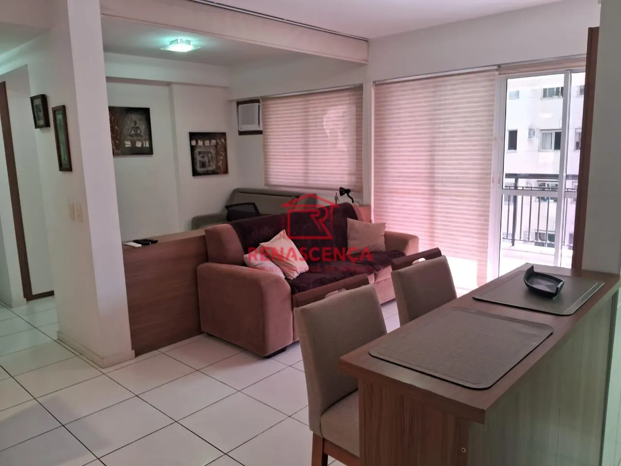 2-bedroom apartment in a building with a tennis court — photo 3