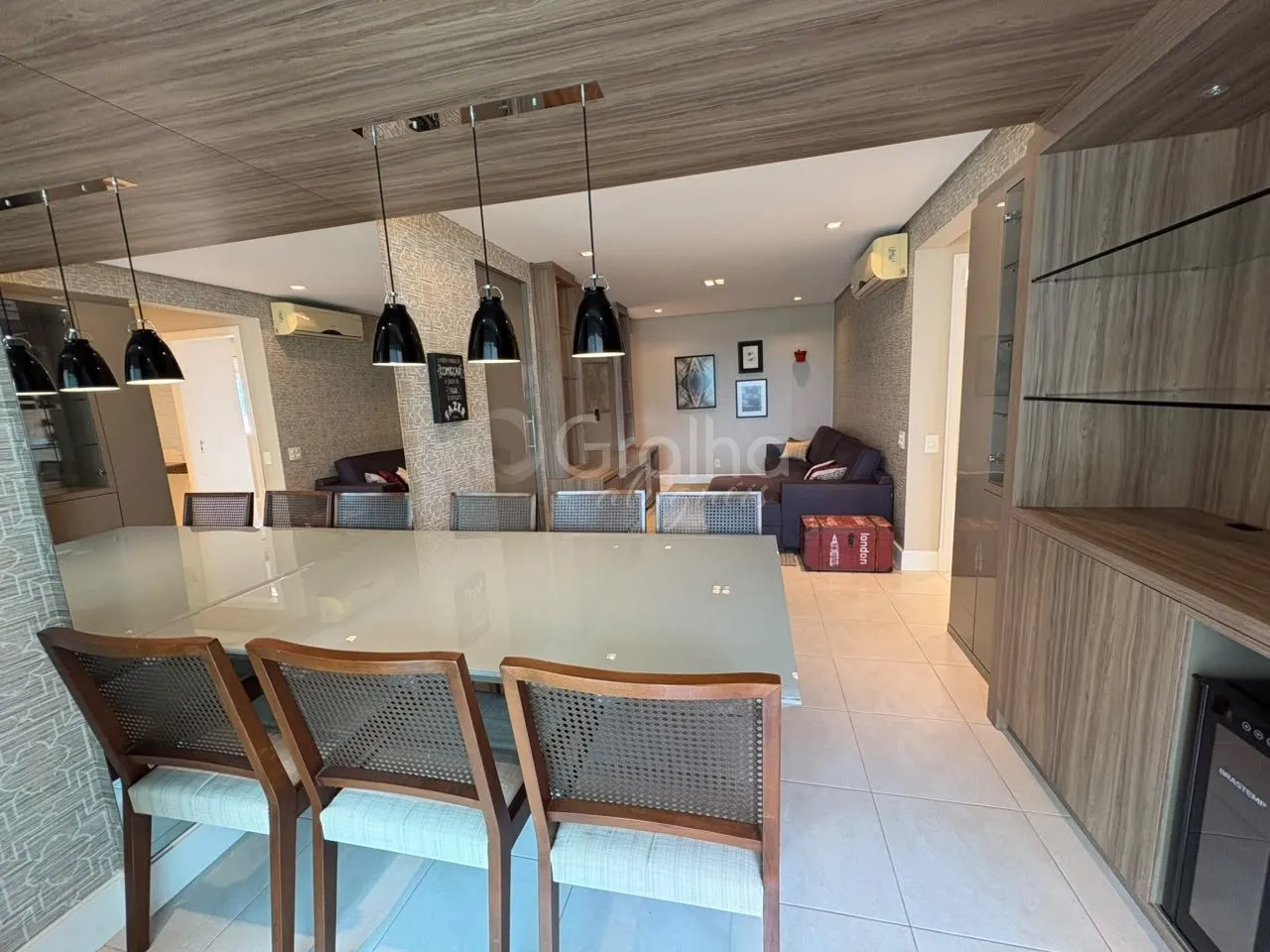 94 m² apartment with a walk-in closet and a dishwasher — photo 4