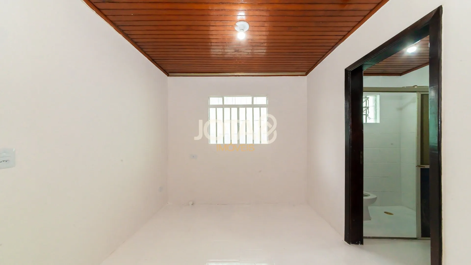 House, 160 m², with a grill on the balcony — photo 33