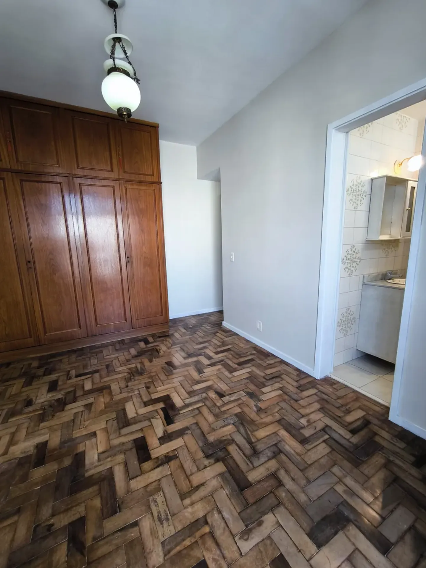 Apartment, 90 m², with a water view — photo 3