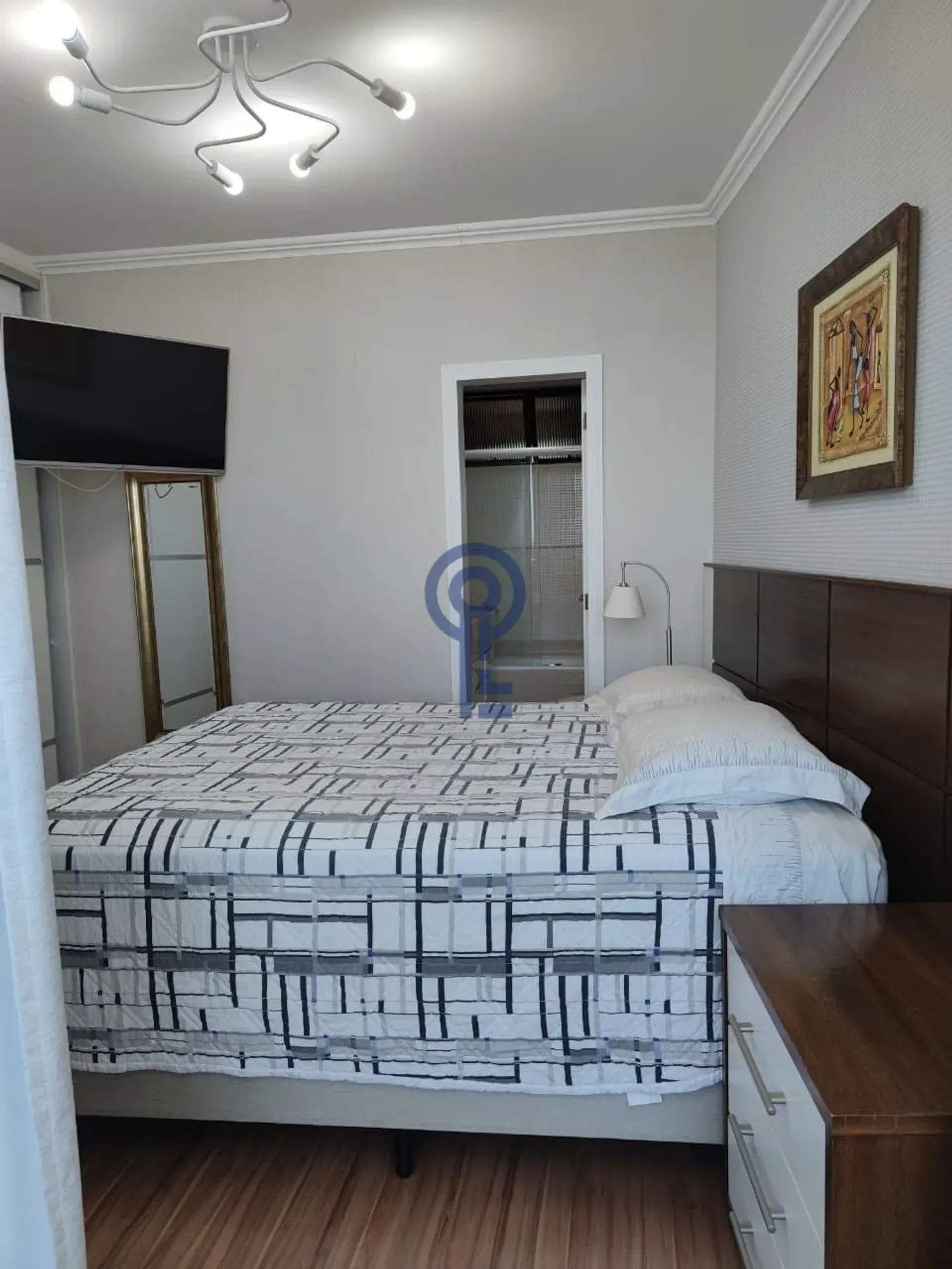 Furnished 98 m² apartment with 2 en-suite bedrooms — photo 15