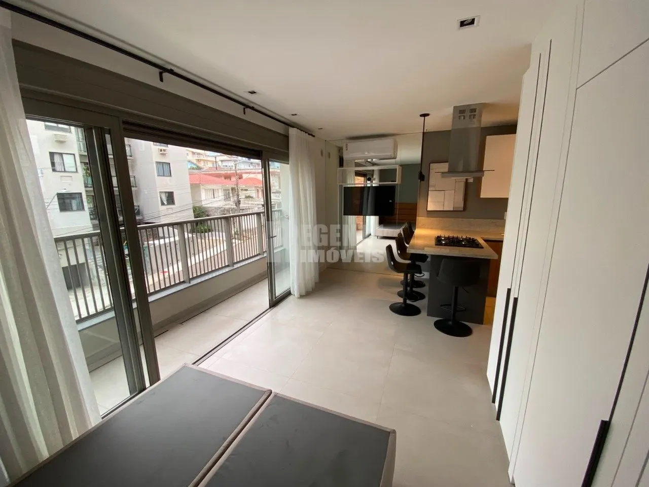 Studio mobiliado de 56 m² com varanda e 1 vaga — photo 5