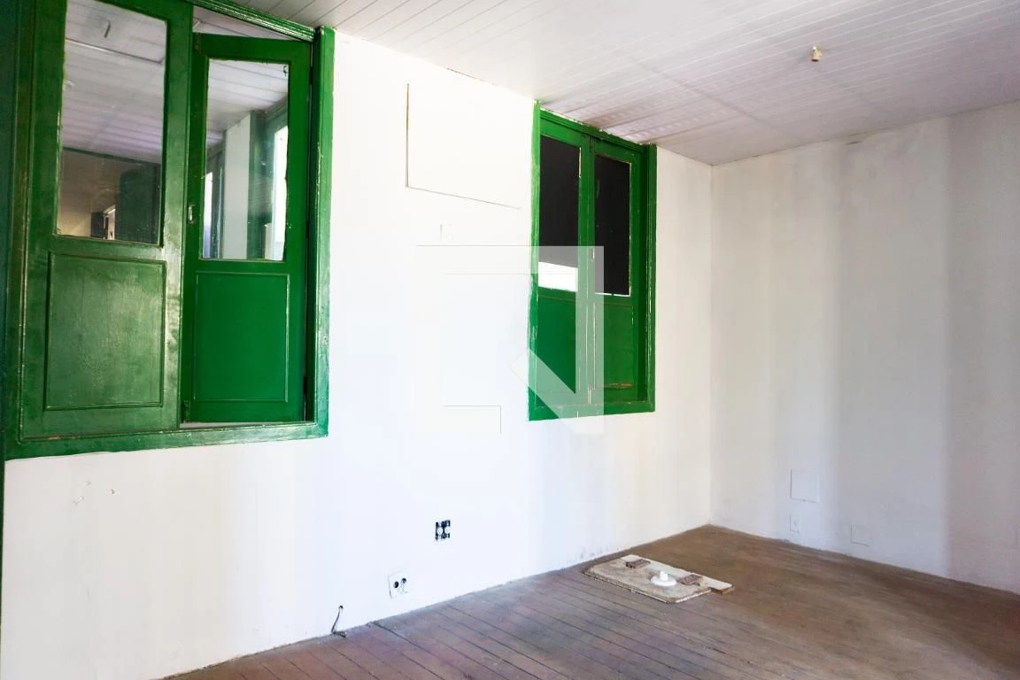 Rental house with 5 bedrooms and a closed kitchen room — photo 47