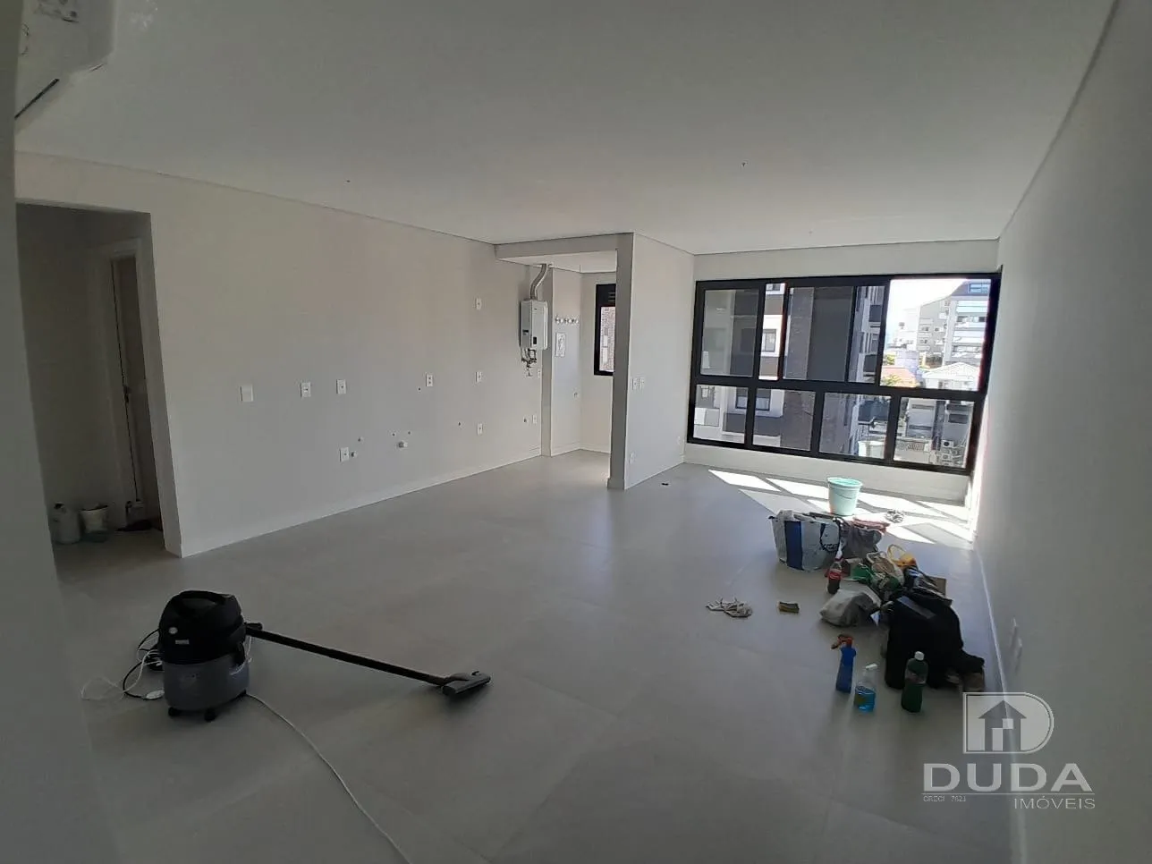 2-bedroom apartment with a water view in Florianópolis