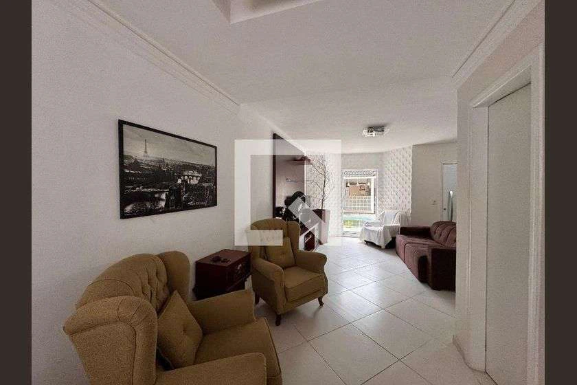 House with 3 en-suites and 3 parking spots, 270 m² — photo 15