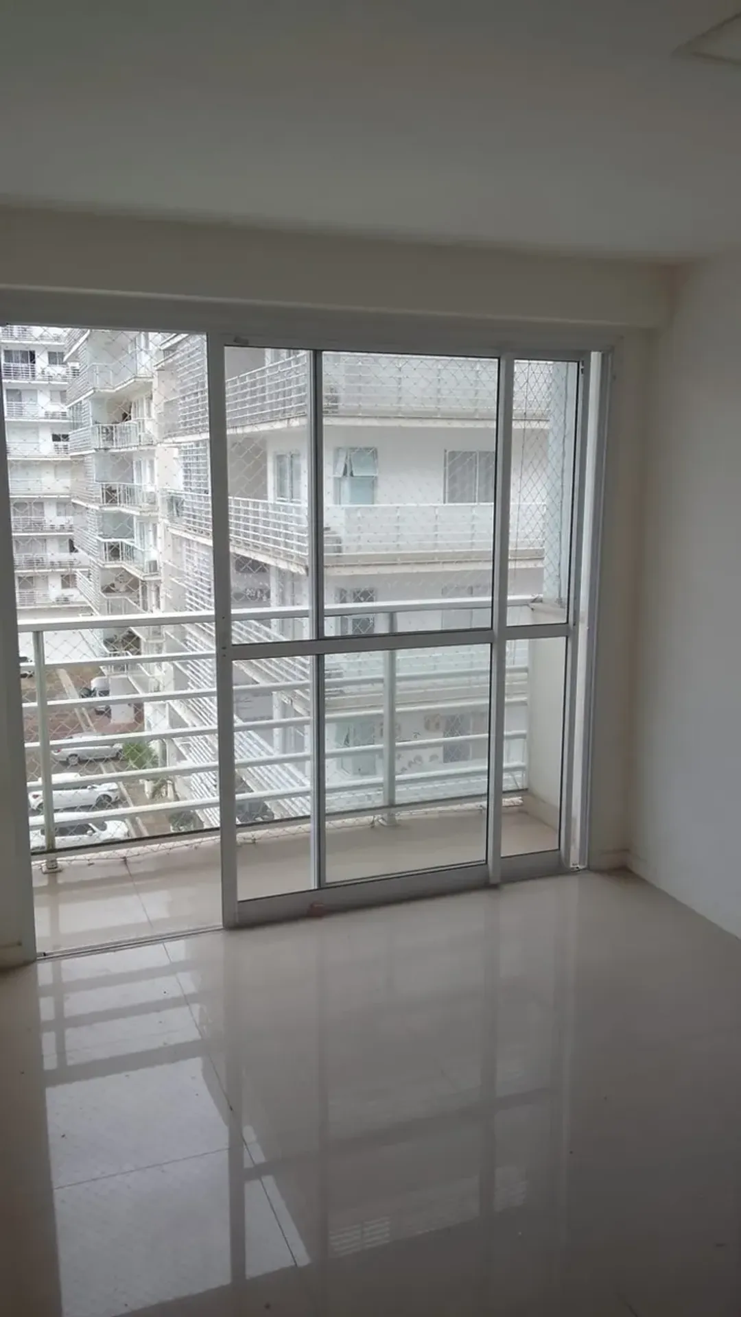 2-bedroom apartment in a building with a sauna — photo 11