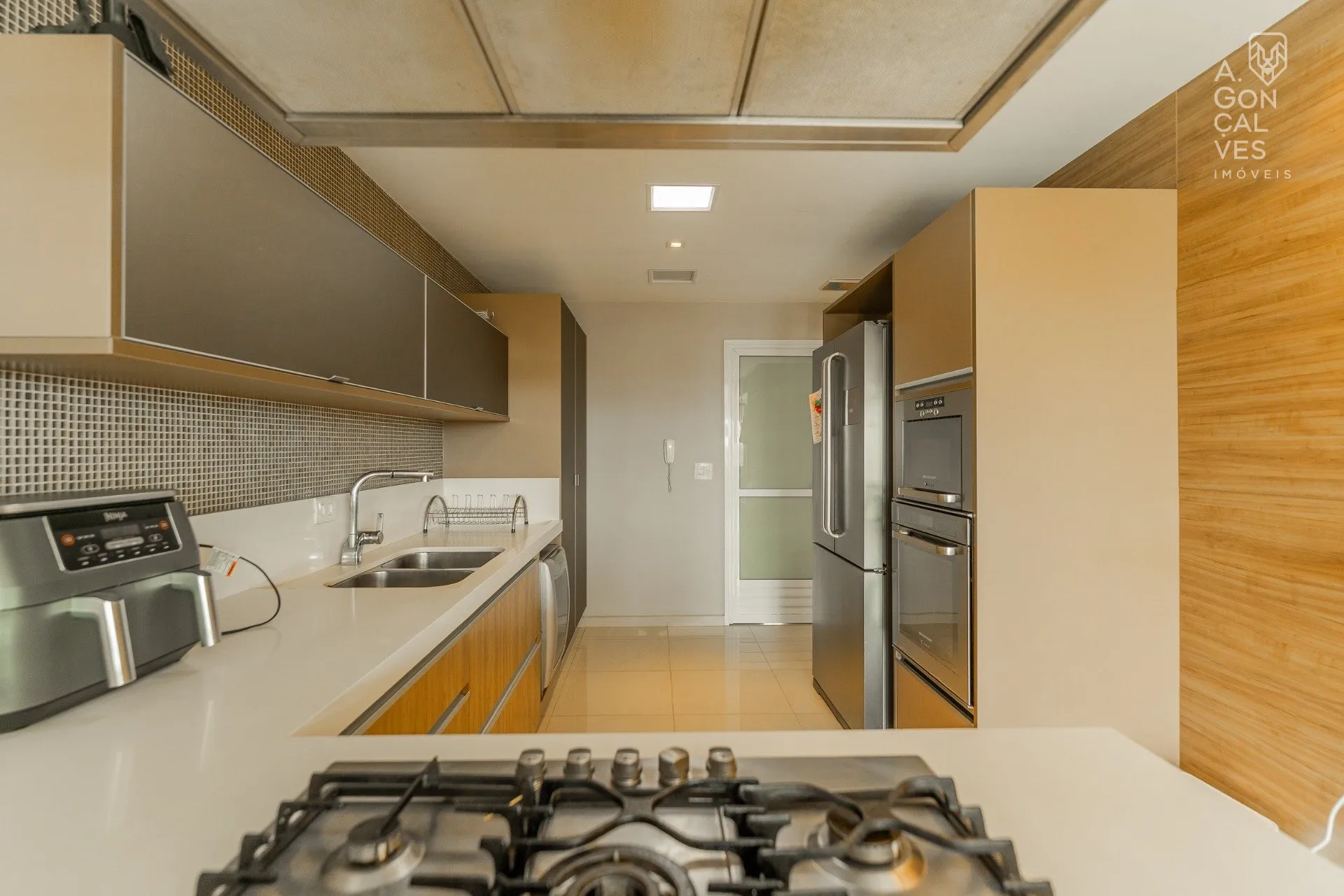 Apartamento de 3 suítes com 228 m² e 3 vagas — photo 27