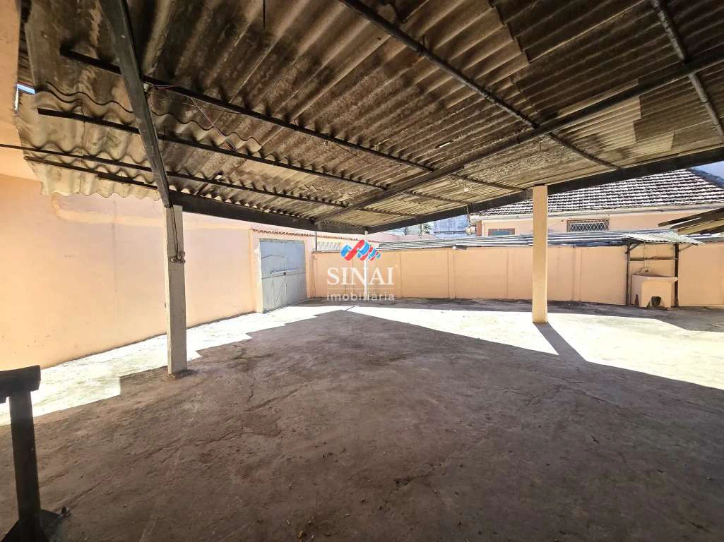 Casa com 4 quartos, 4 banheiros e 8 vagas — photo 25
