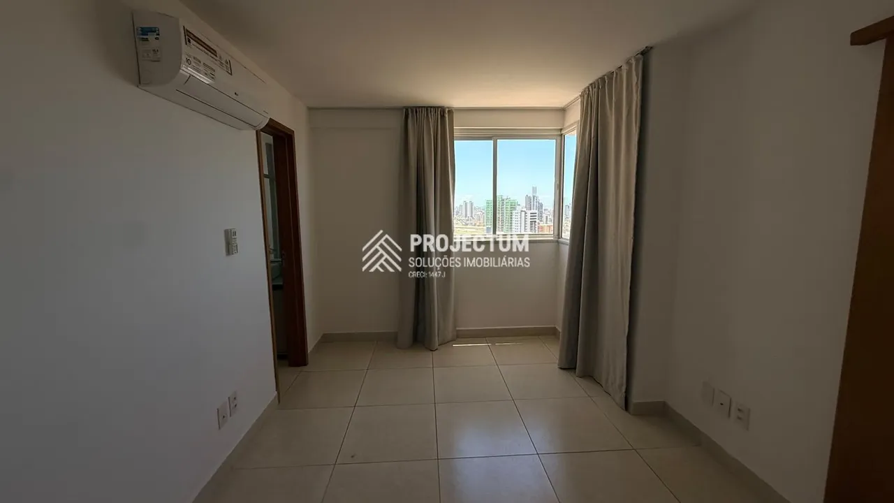 3-bedroom apartment with a grill on the balcony — photo 12