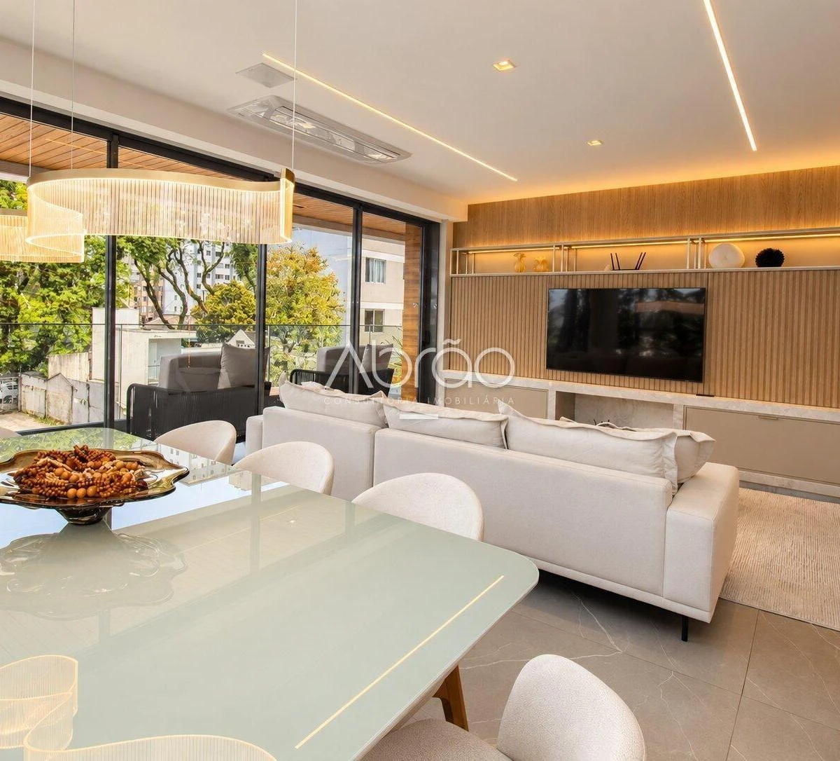 3-bedroom apartment with floor-to-ceiling windows — photo 12