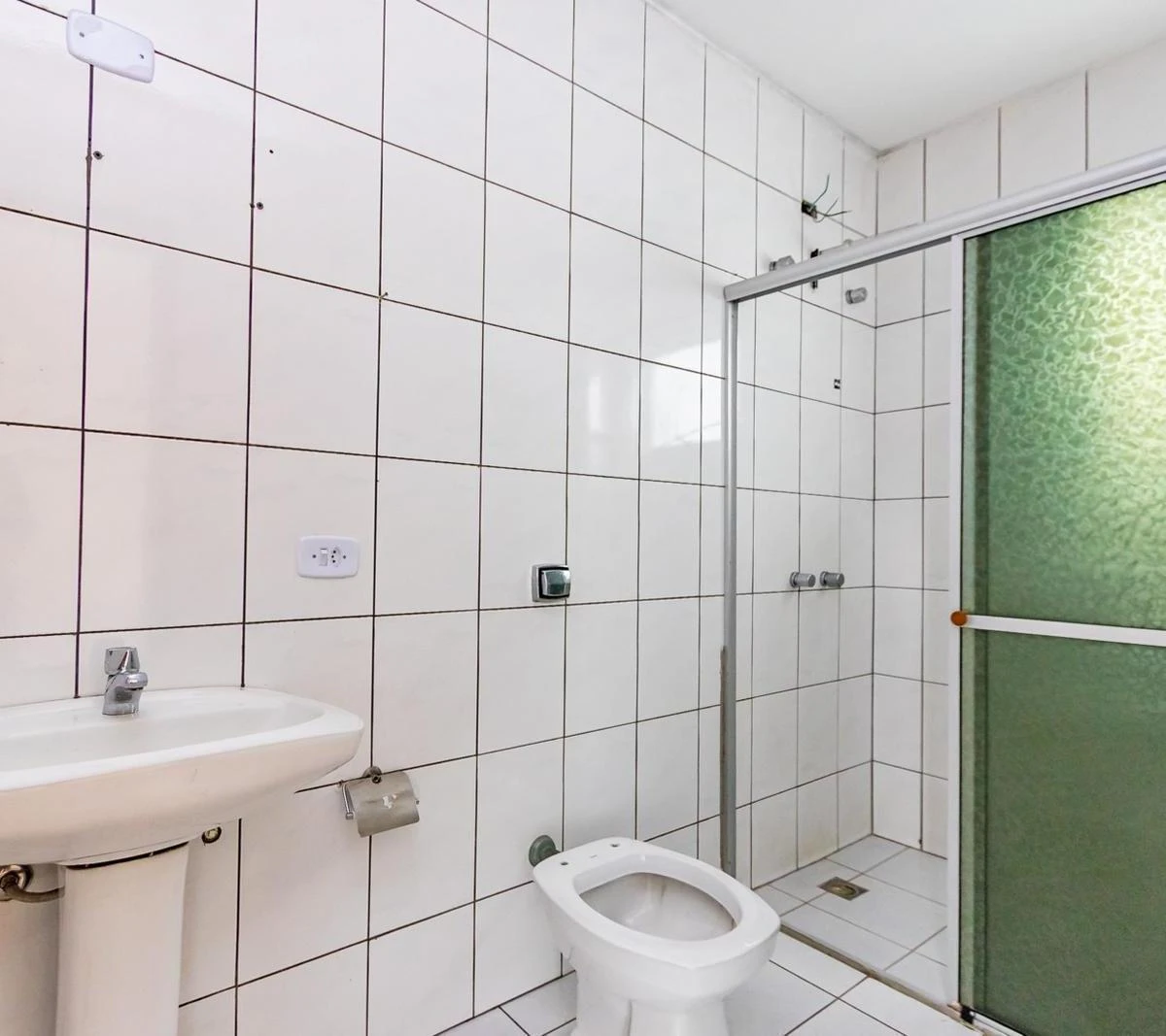 Деревянный пол или ламинат и 3 спальни: квартира 140 м² — photo 14