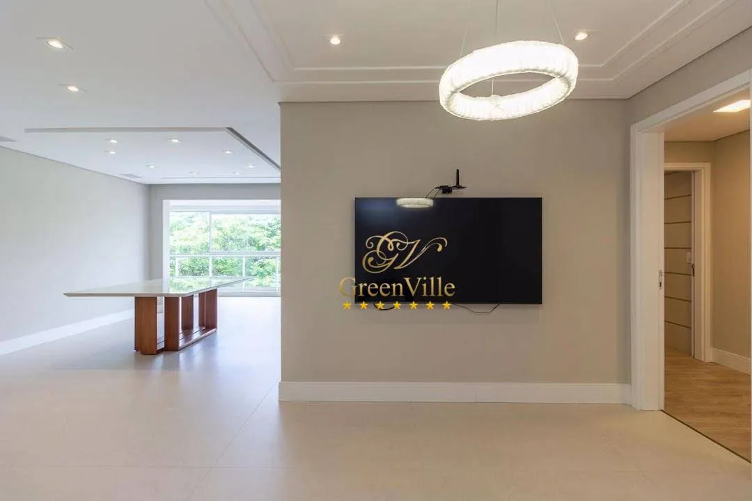 4-bedroom rental apartment with 297 m² and 3 parking spots — photo 5
