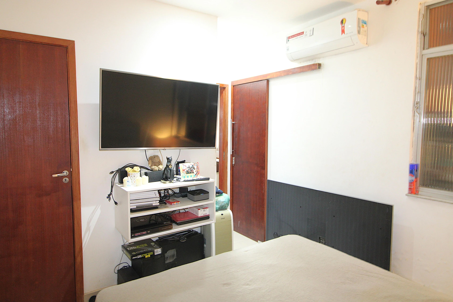 Furnished apartment with 2 bedrooms and 1 en-suite — photo 14
