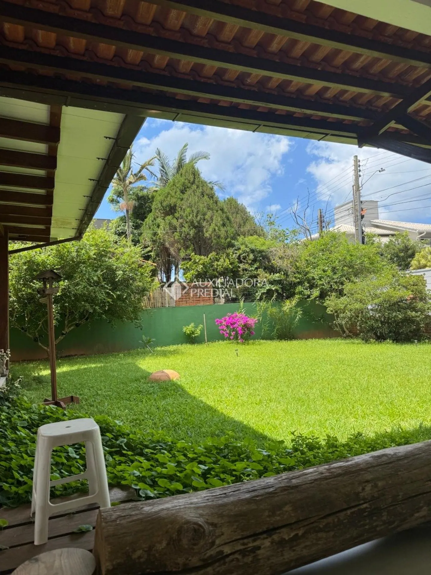 Furnished house with 2 bedrooms and 2 parking spots — photo 27