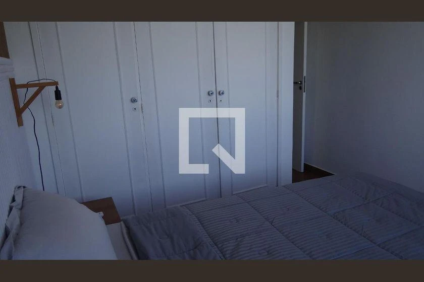 Furnished 2-bedroom apartment with balcony — photo 26