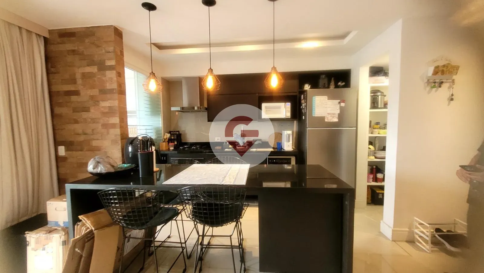 Departamento de 1 dormitorio con balcón cerrado con vidrio — photo 4