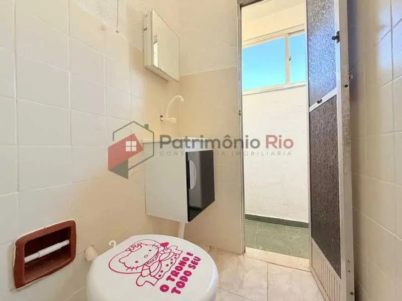 1-bedroom apartment with a compact kitchenette — photo 7