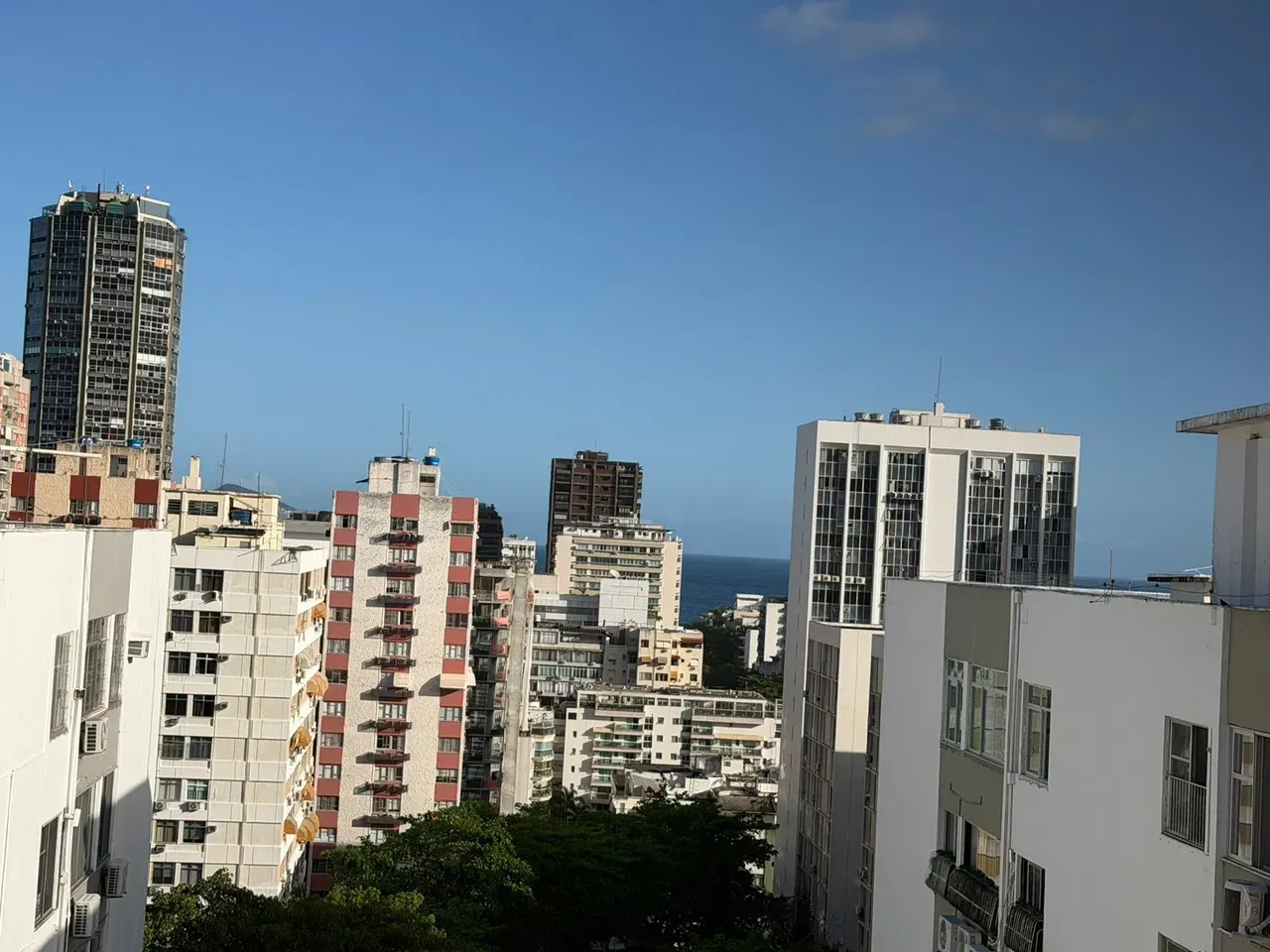 3-bedroom apartment with a home office in Rio de Janeiro — photo 13