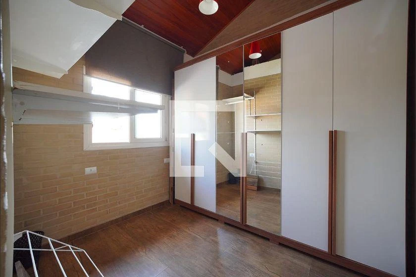 Rental house with 2 bedrooms, 425 m² and a balcony — photo 30