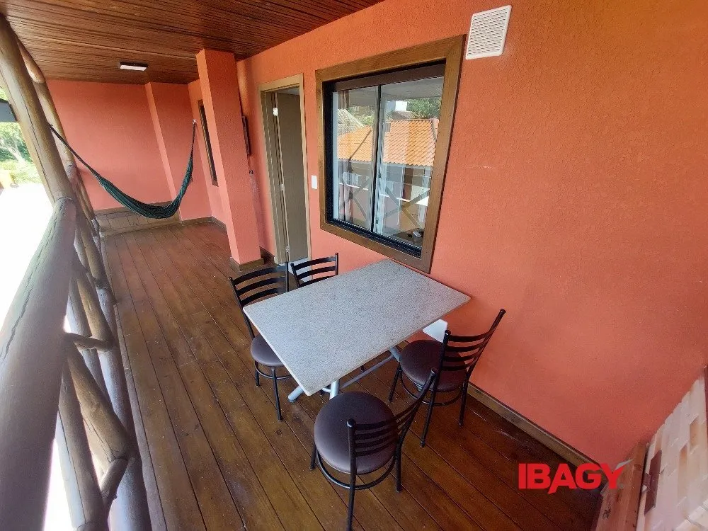 Apartamento amueblado de 2 dormitorios y 44 m² — photo 27