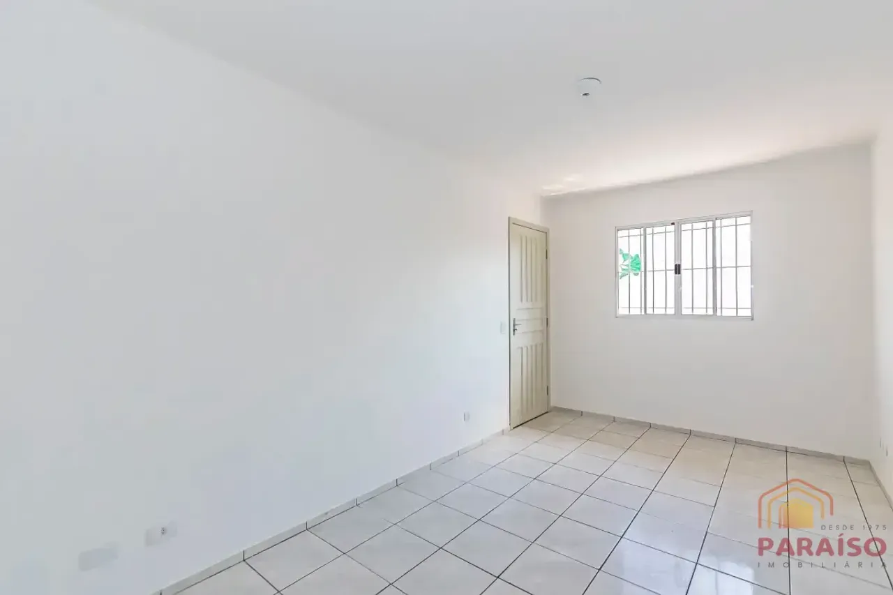 3-bedroom house with covered laundry and balcony