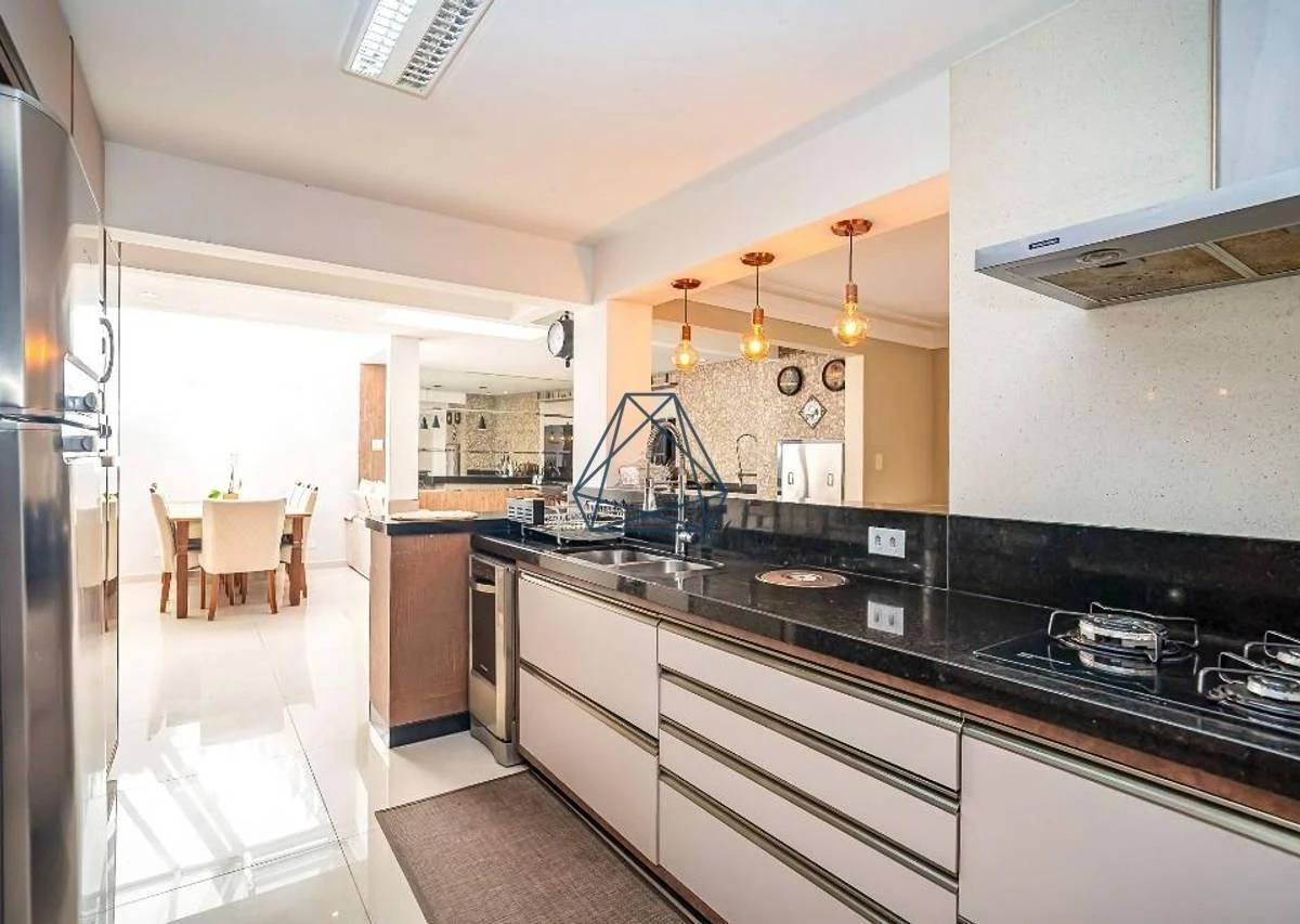 Washing machine in a 4-bedroom house, 210 m² — photo 3