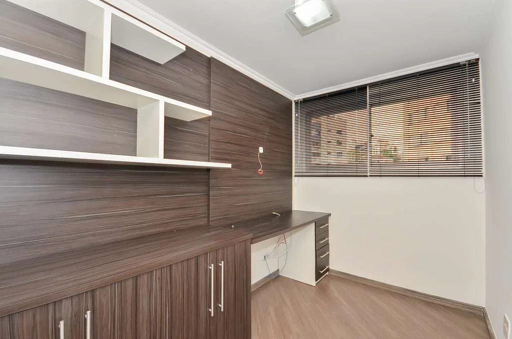 Home office in a 3-bedroom apartment, 82 m² — photo 23