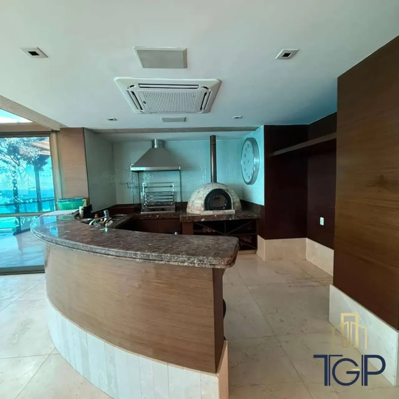 779 m² apartment with water view and 5 parking — photo 9