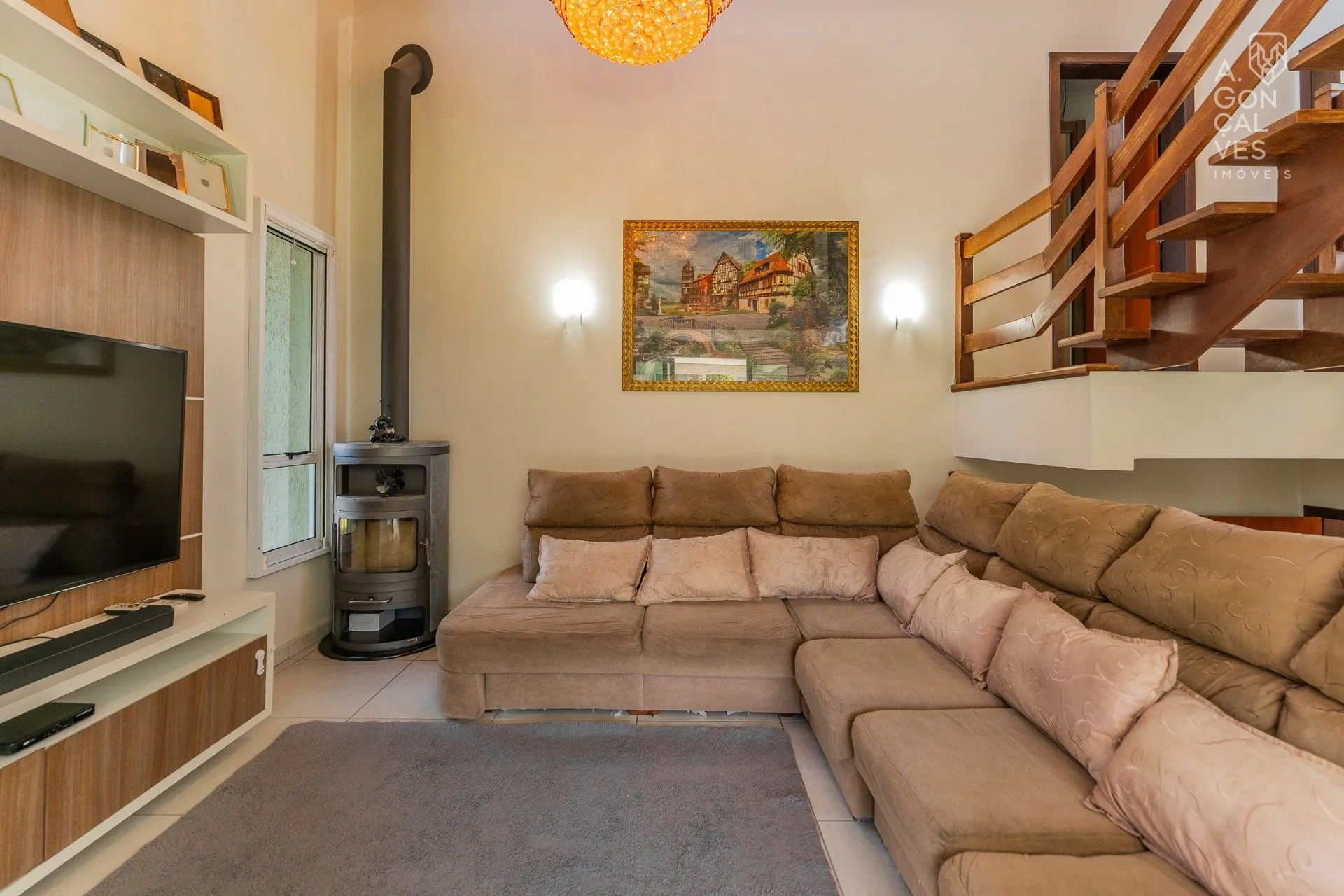 House with 4 bedrooms, 4 bathrooms and air conditioning — photo 14