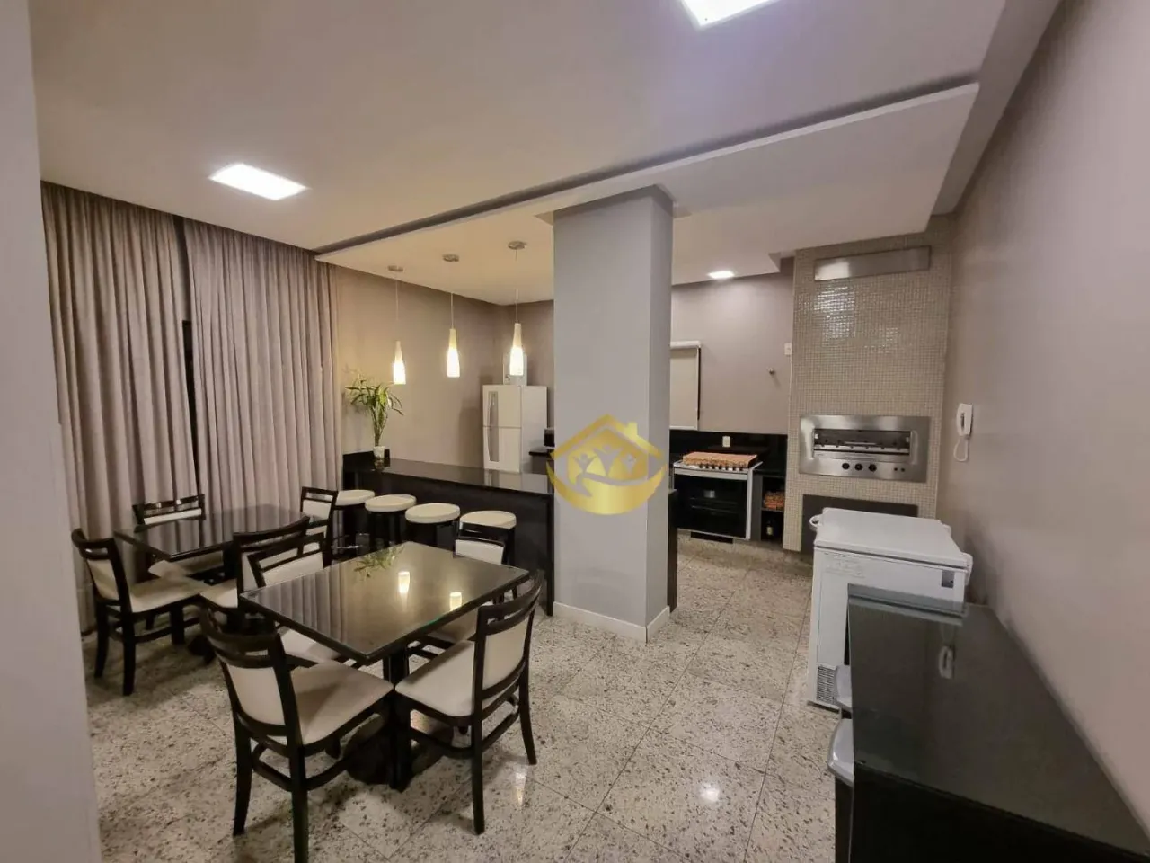 Apartment with an open-plan kitchen and 2 covered spots — photo 14