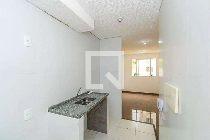 Apartamento de 2 quartos com armários na cozinha — photo 23