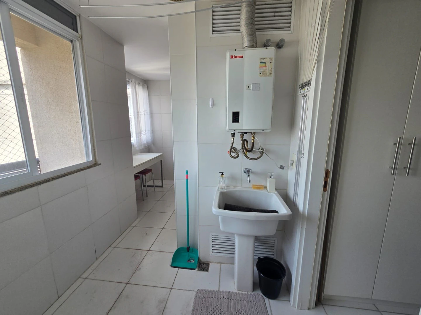 169 m² apartment with 4 en-suite rooms and private BBQ — photo 24