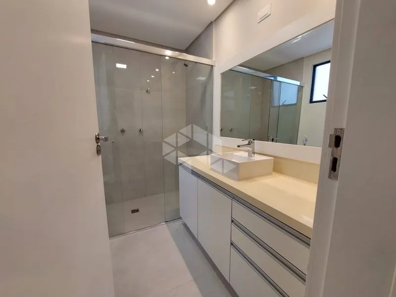 3-bedroom apartment with 1 suite and 109 m² — photo 22
