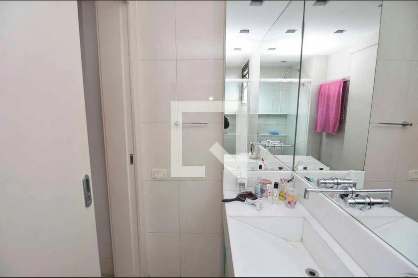 167 m² apartment with open-plan kitchen and 3 bedrooms — photo 33