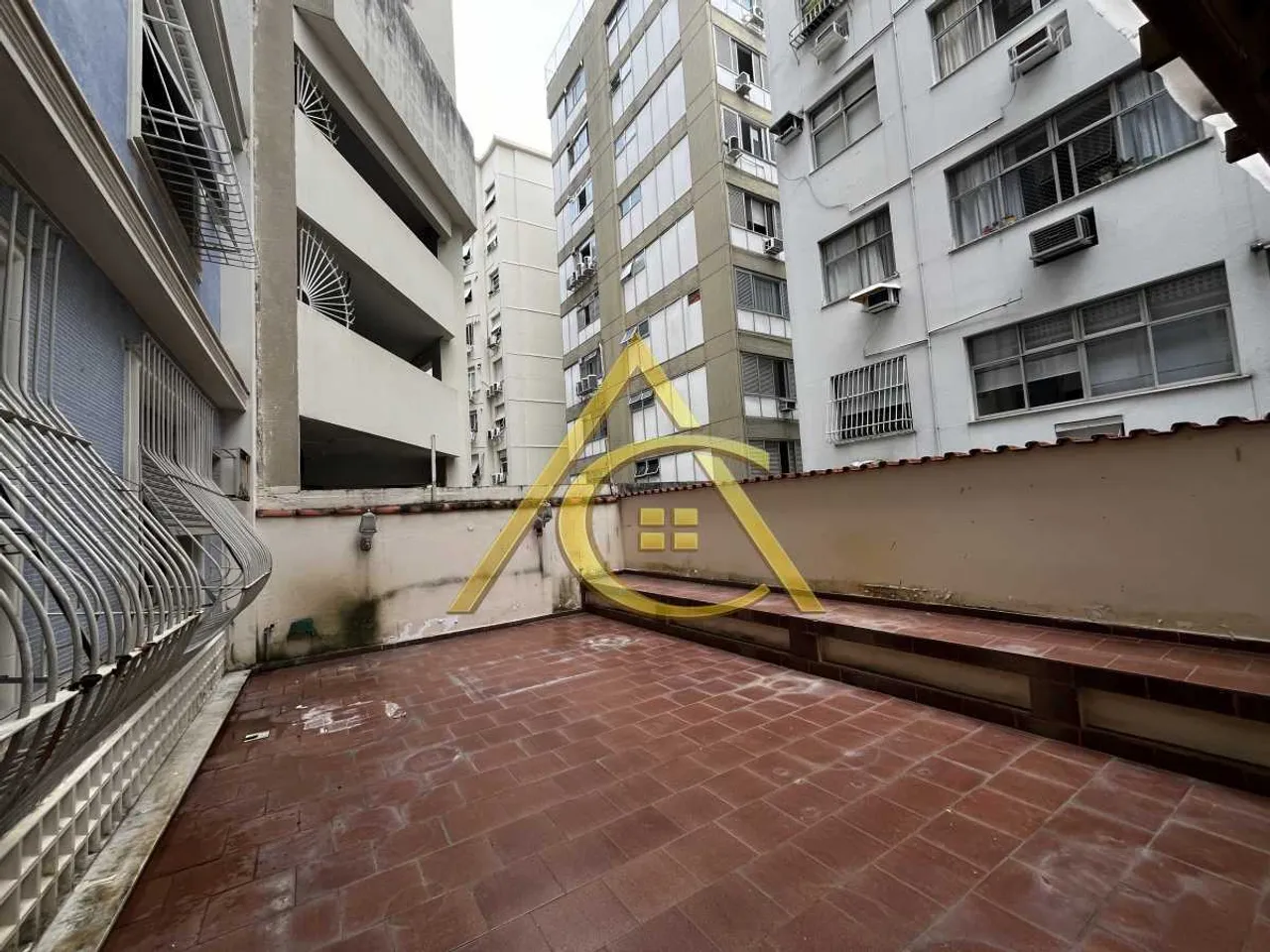 Apartamento de 3 dormitorios con terraza, 130 m² — photo 3