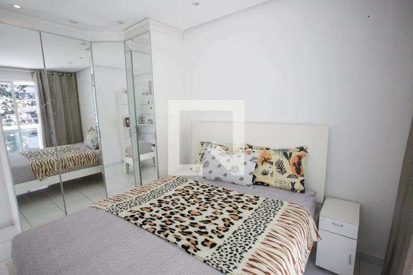 Departamento de 2 dormitorios con balcón cerrado con vidrio — photo 22