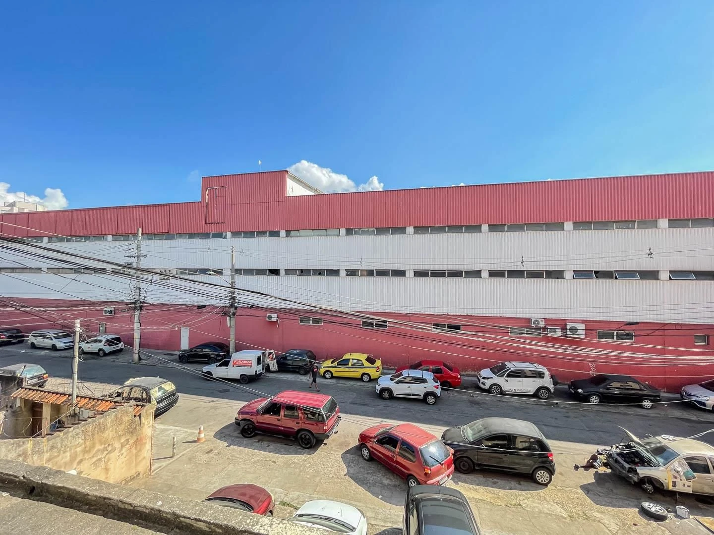 1-bedroom unfurnished apartment with no parking
