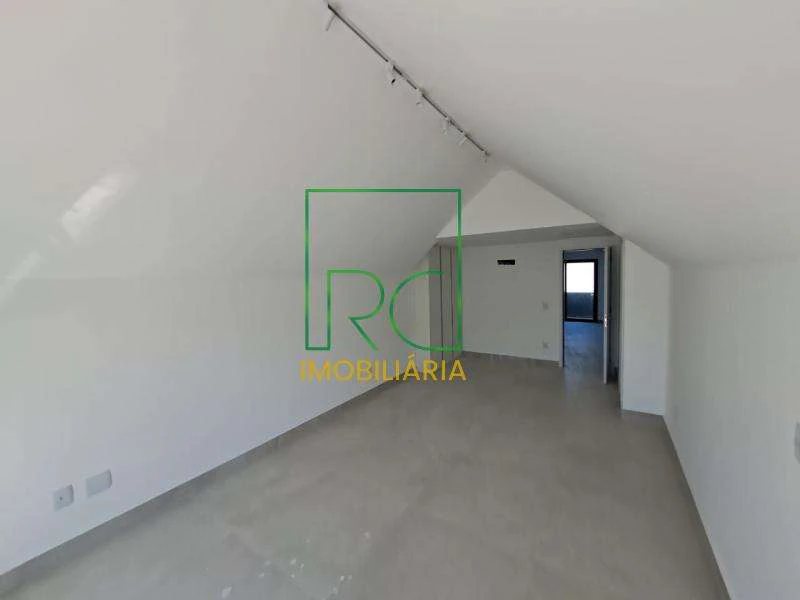 Furnished gated house with 5 en-suite bedrooms and 470 m² — photo 16