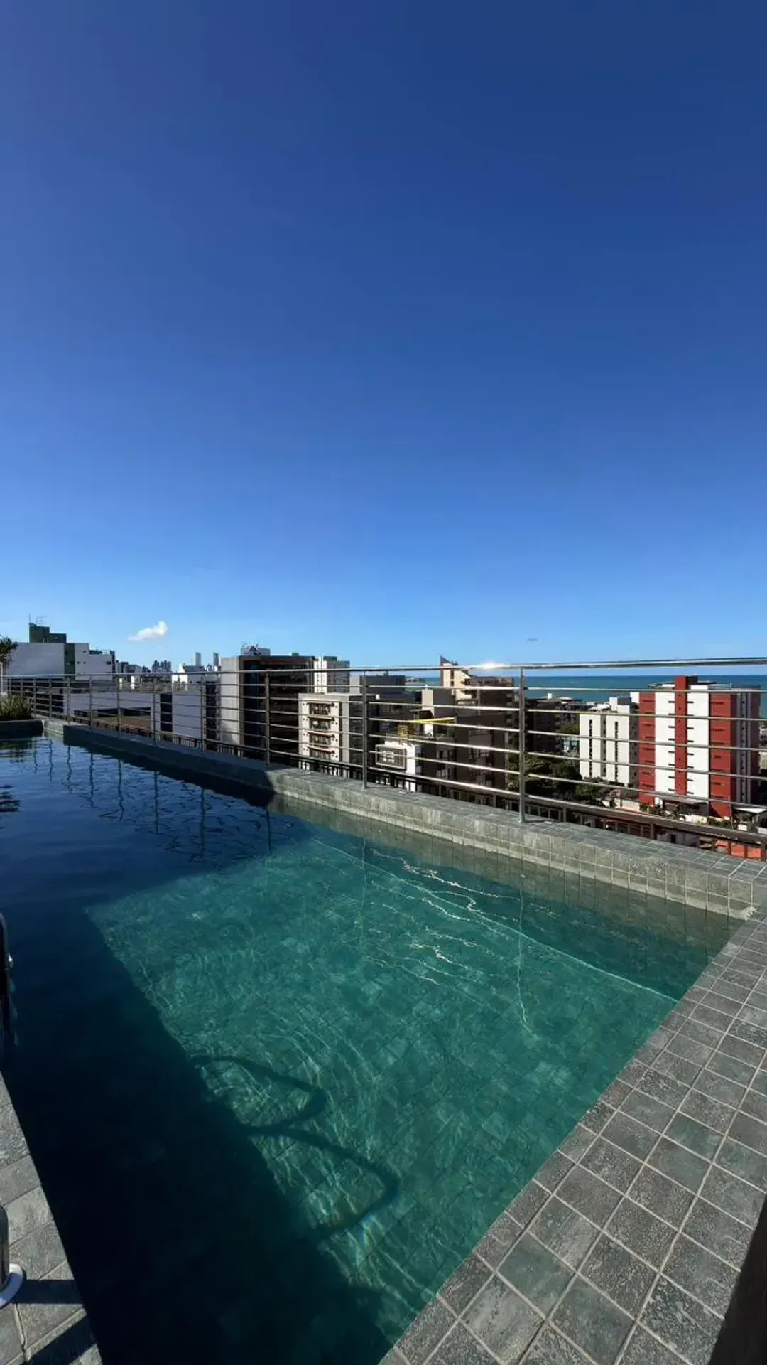 Furnished 42 m² apartment with 1 bedroom and 1 parking spot — photo 22