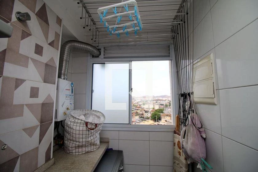 2-bedroom apartment in a building with a gym — photo 27