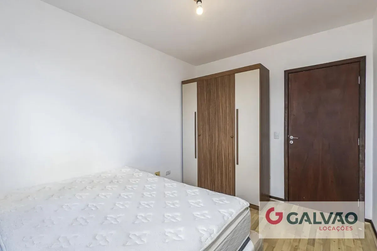 2-bedroom apartment in a building with a gym — photo 30