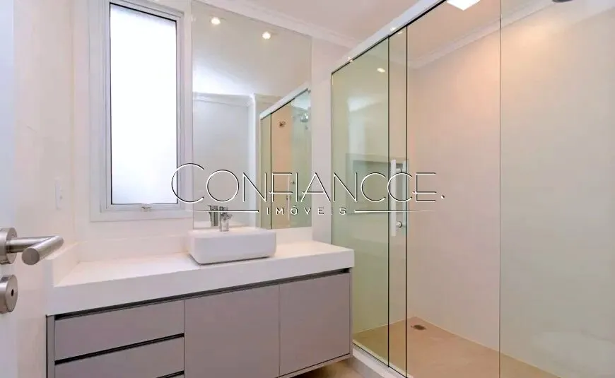 Apartment with 4 bedrooms and 2 en-suite suites — photo 26