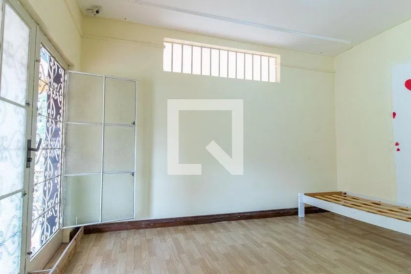 Casa sem mobília de 700 m² com 7 quartos e 6 banheiros — photo 7