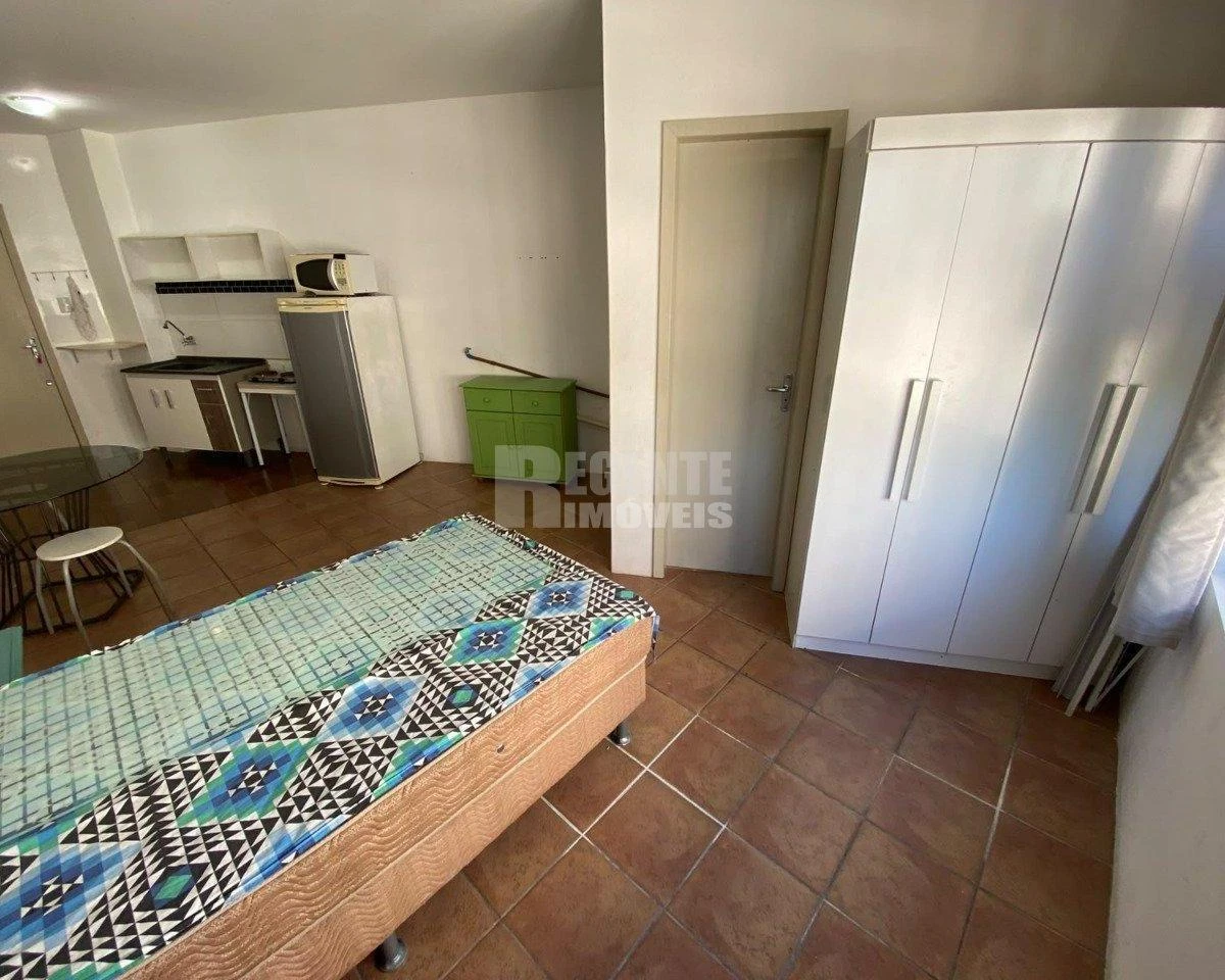 Furnished studio, 26 m², with a home office — photo 11
