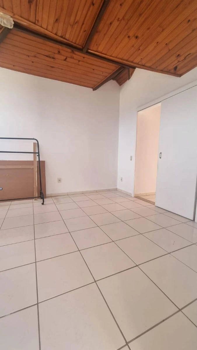 360 m² house with 4 en-suite bedrooms and 3 parking — photo 20